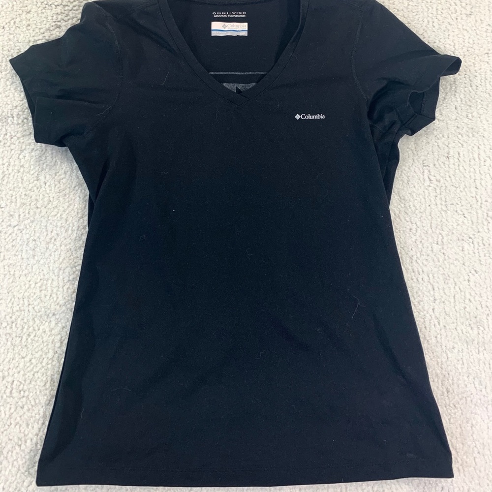 Columbia women’s S black sports top